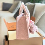 Louis Vuitton Onthego PM Monogram Empreinte Leather Rose Poudre 25Cm M45653 - Image 8